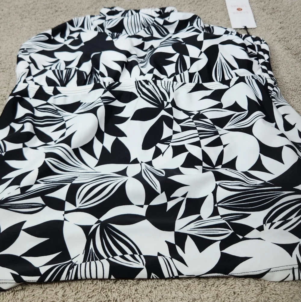 Women's Tunneled Halter Tankini Top - Shade & Shore Black Leaf Print M(8-10)